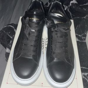Alexander Mcqueen Men’s Sneakers Size US 11